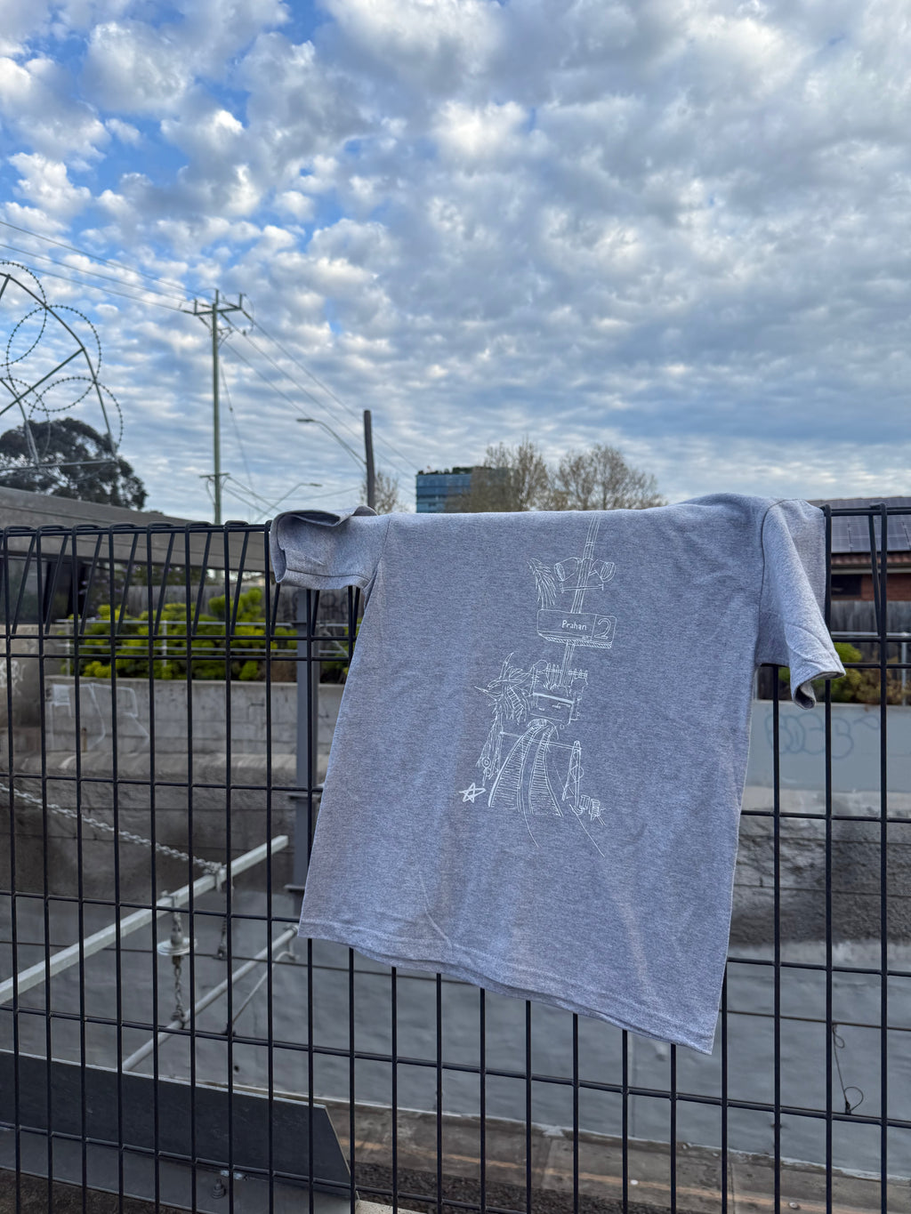 PRAHAN STATION TEE (STATION DESIGN)